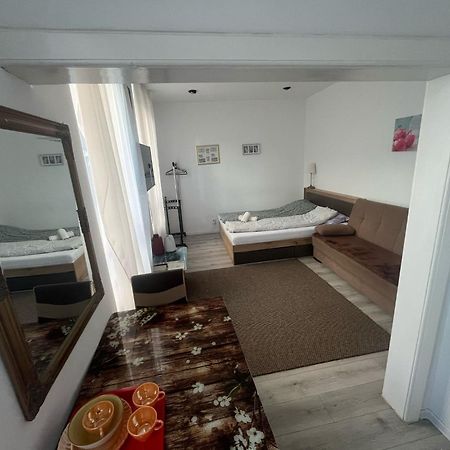 Studio Plaza Сибиу Экстерьер фото